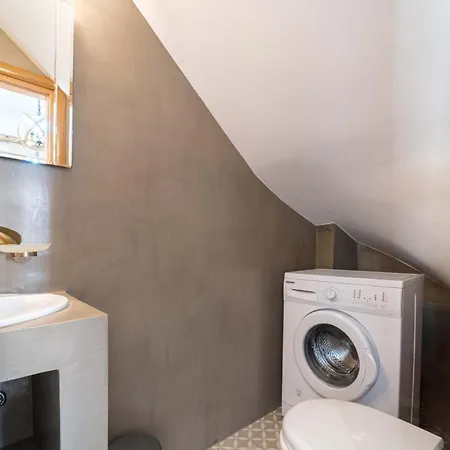 Alexandros Case de vacanță