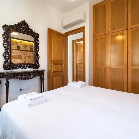 Tatil Evi Alexandros Meyísti